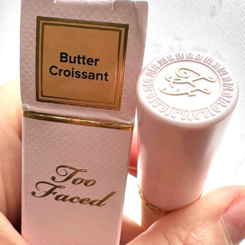 NIB Too Faced Butter Croissant Born This Way Ethereal Light Concealer 5ml